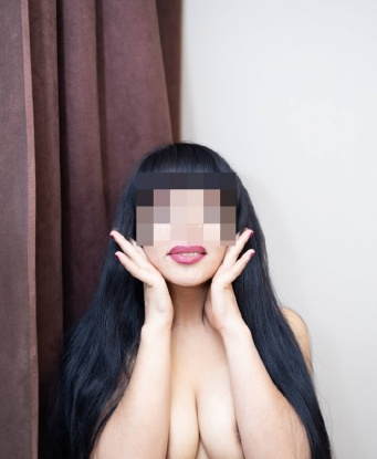 Я сделаю все, чтобы ты почувствовал себя особенным и удовлетворенным. 💋
Мои услуги включают классический секс, оральные ласки, эротический массаж и многое другое. Я знаю, как доставить удовольствие и исполнить твои самые сокровенные фантазии. 😉🔥
Мои клиенты говорят, что встречи со мной - настоящий рай на земле. Не веришь? Прочитай отзывы и убедись сам! 💫🌟
А самое главное, я настоящая красавица, фото соответствуют действительности. Обладая изящной фигурой и искусными руками, я умею использовать свои преимущества, чтобы сделать наше свидание по-настоящему незабываемым. 💕💃
Так что, если ты живешь в Москве или находишься в Москве, и хочешь испытать настоящее блаженство, не медли и свяжись со мной сейчас! Я жду тебя... 😘💌 Вероника